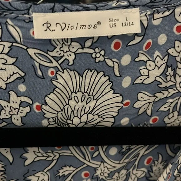 R Vivimos bohemian tassel dress Large - Picture 6 of 10